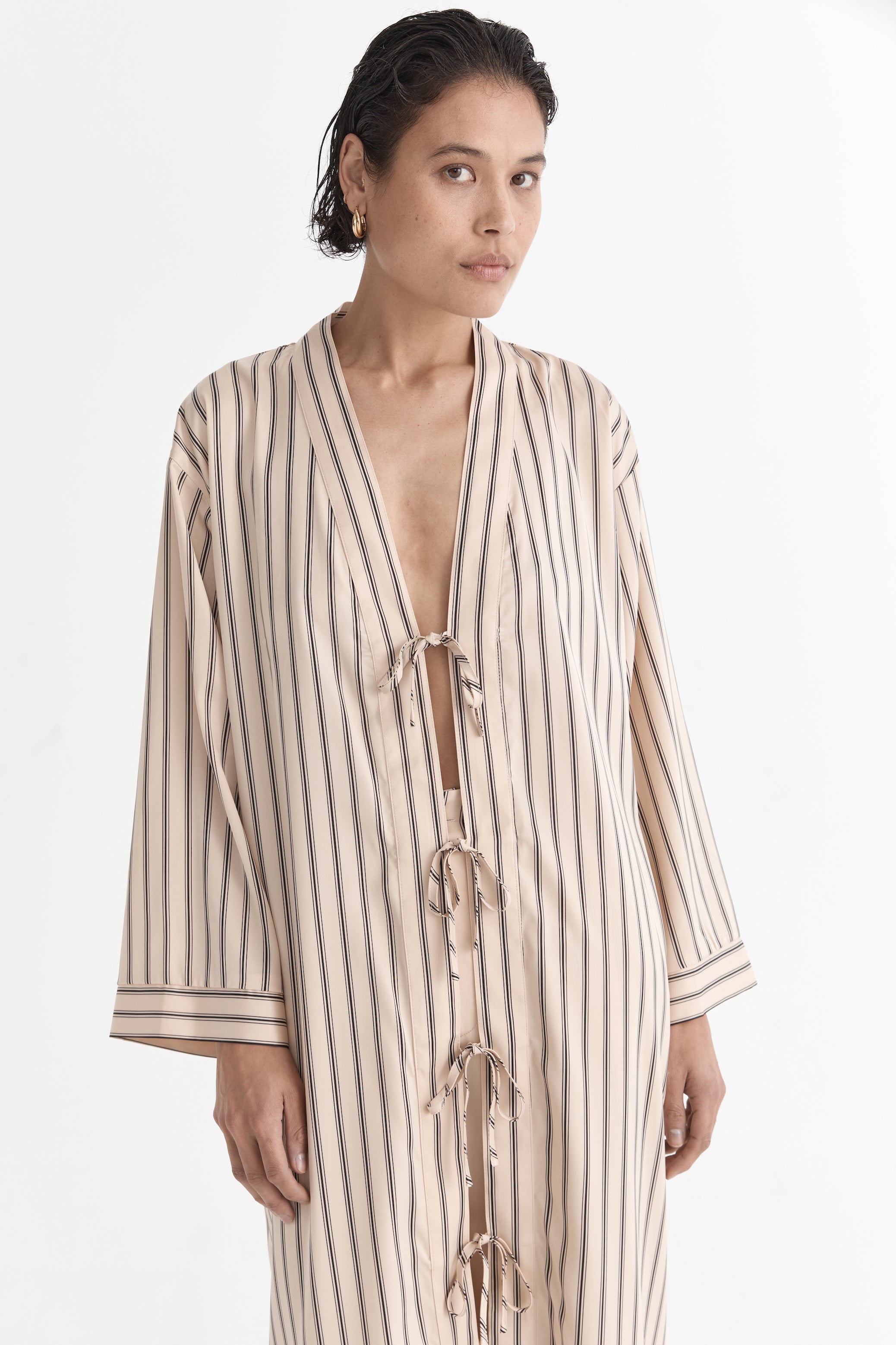The Gio Tie Up Robe