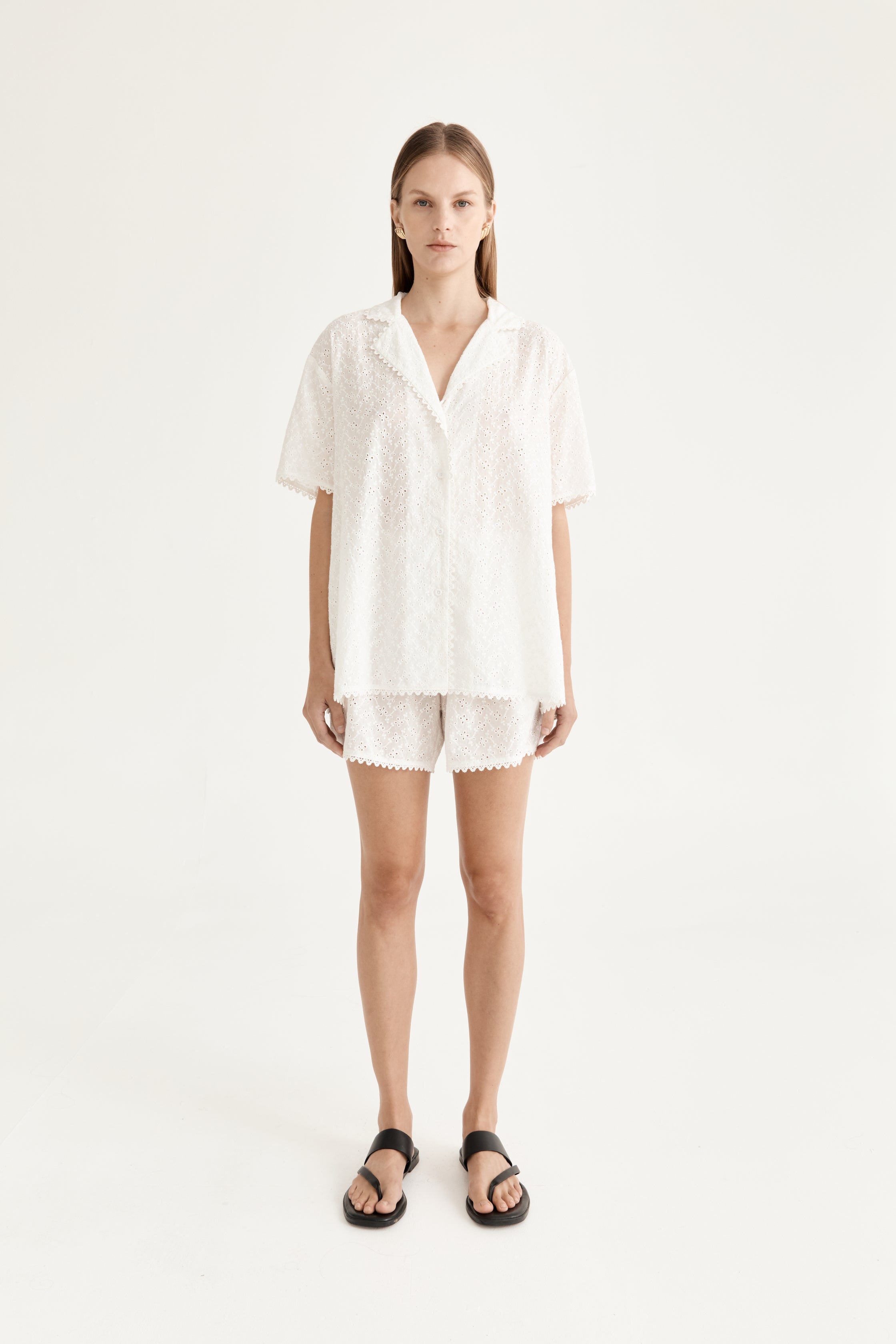 Beau Short - Azalea Broderie